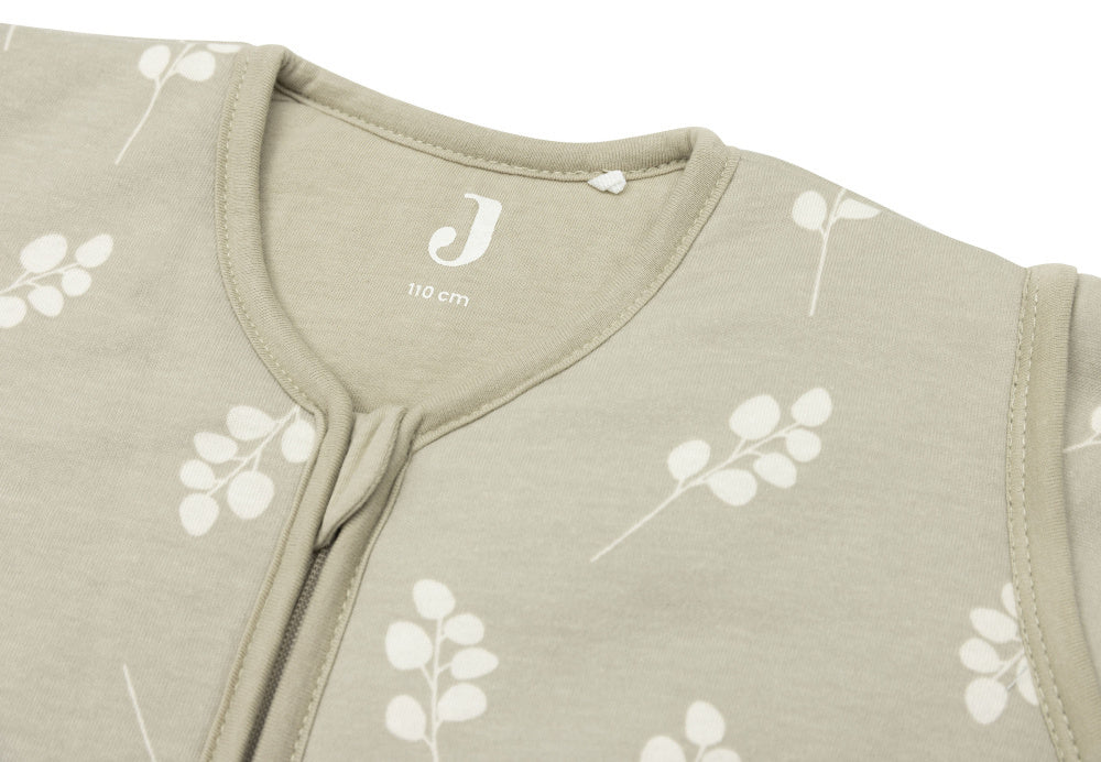 Jollein Slaapzak Twig Olive Green met Afritsbare Mouwen