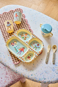 Melamine babydinerset in geschenkverpakking - Blauwe muziekbandprint