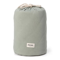 2-in-1 organic babyspeelkleed & reistas - meadow green