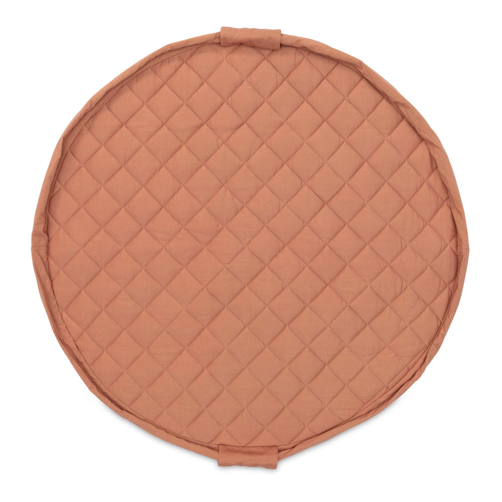 2-in-1 organic babyspeelkleed & reistas - tawny brown
