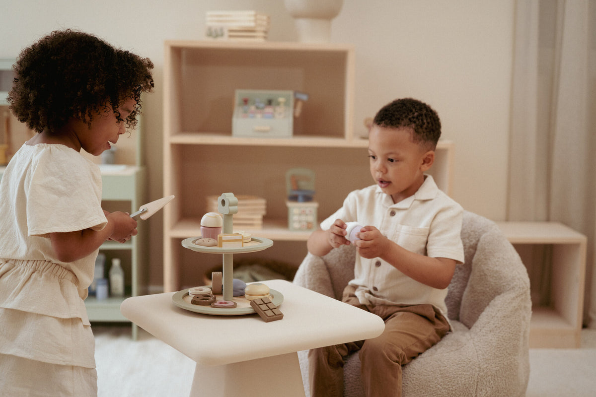 Little Dutch Etagère met Gebak